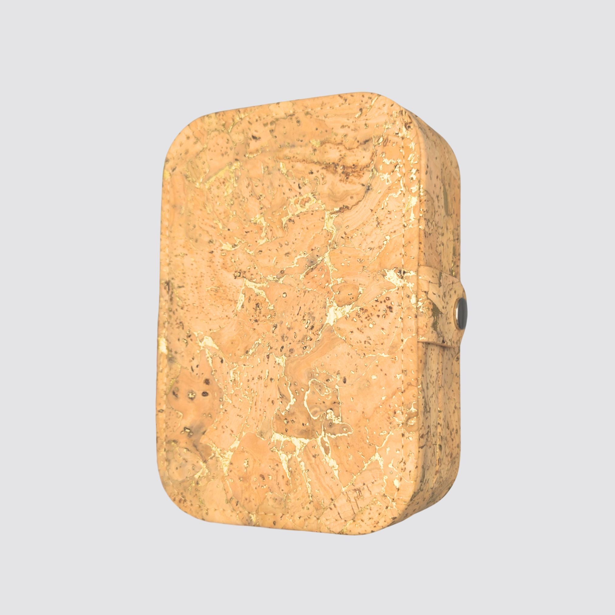 Durable cork jewellery organiser with a secure zip and elegant design.