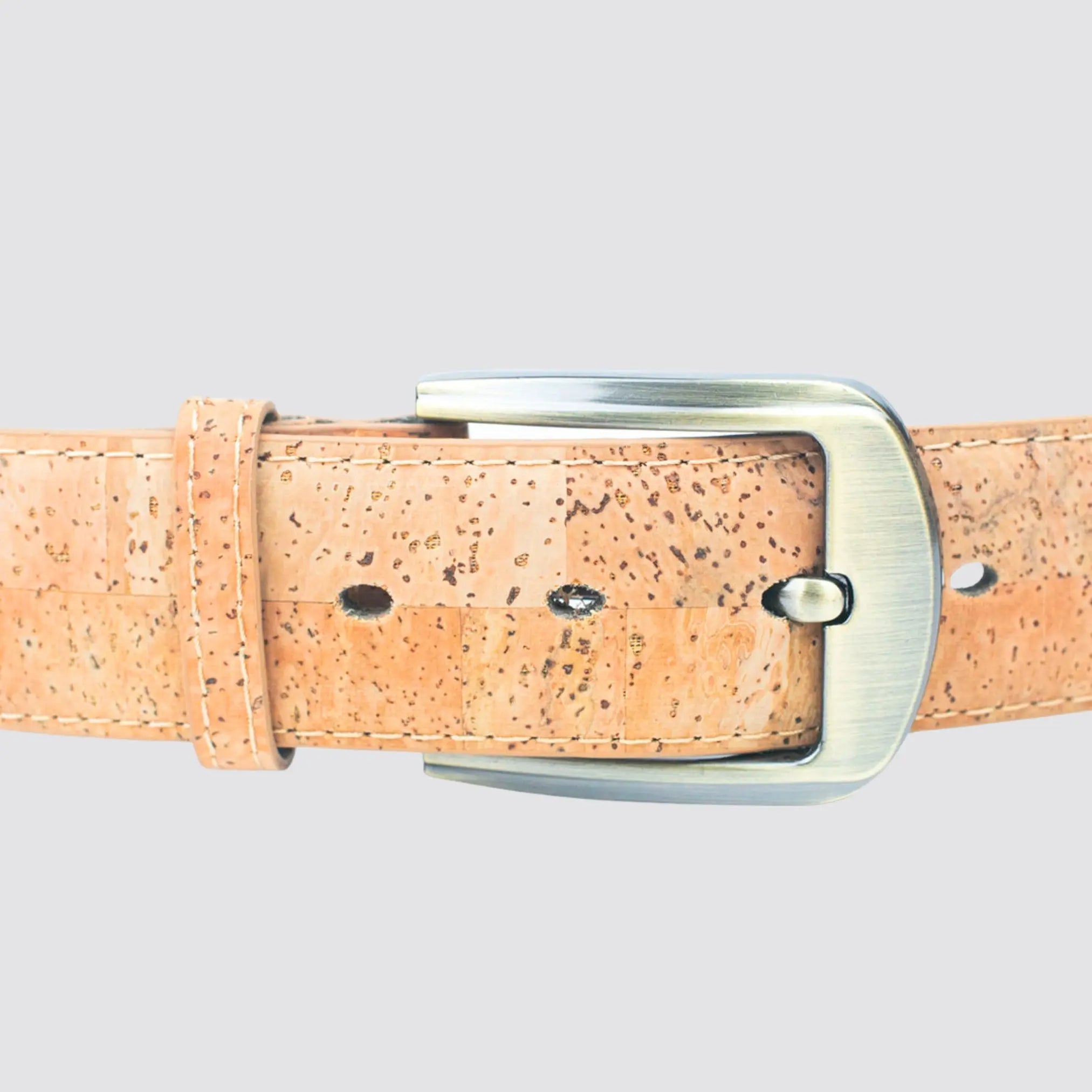 Eco-friendly natural cork belt for men featuring a modern, bold design.