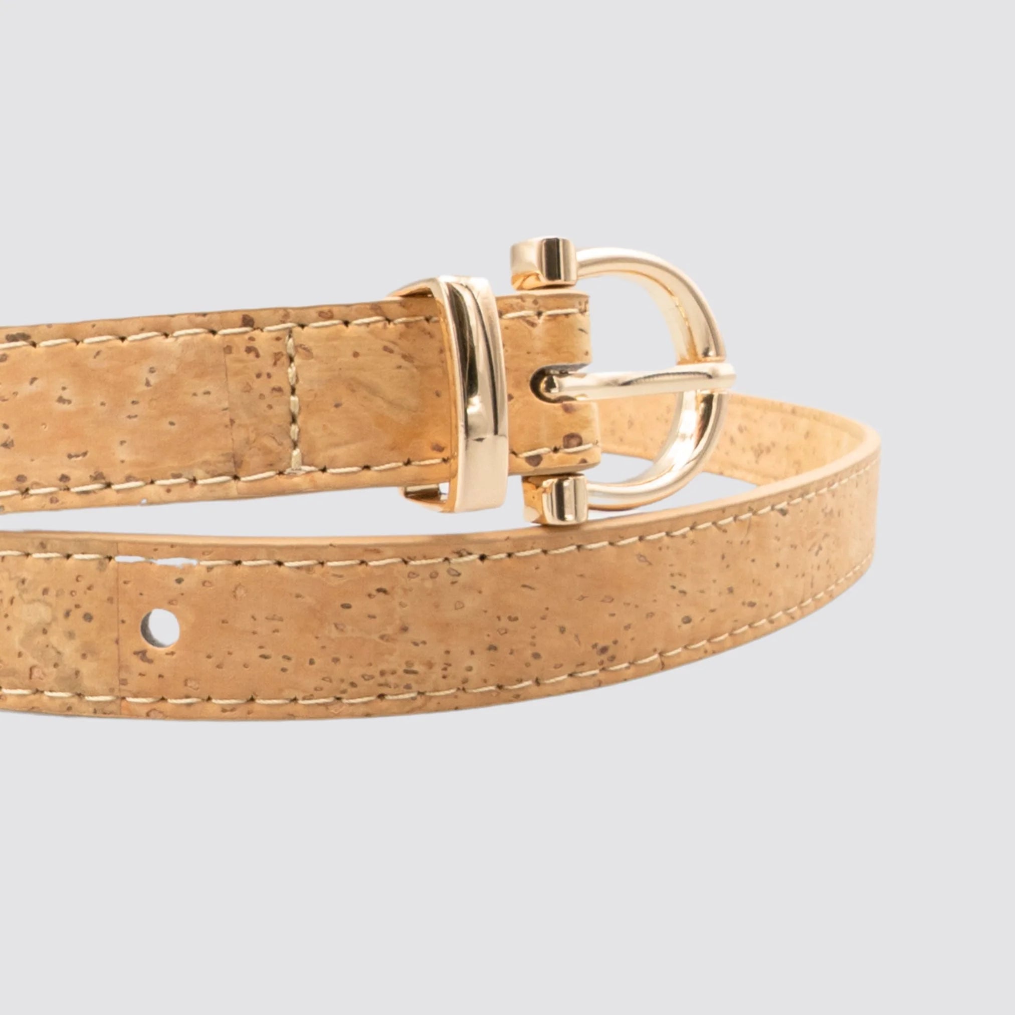 Elegant women’s cork belt designed for casual and formal outfits.