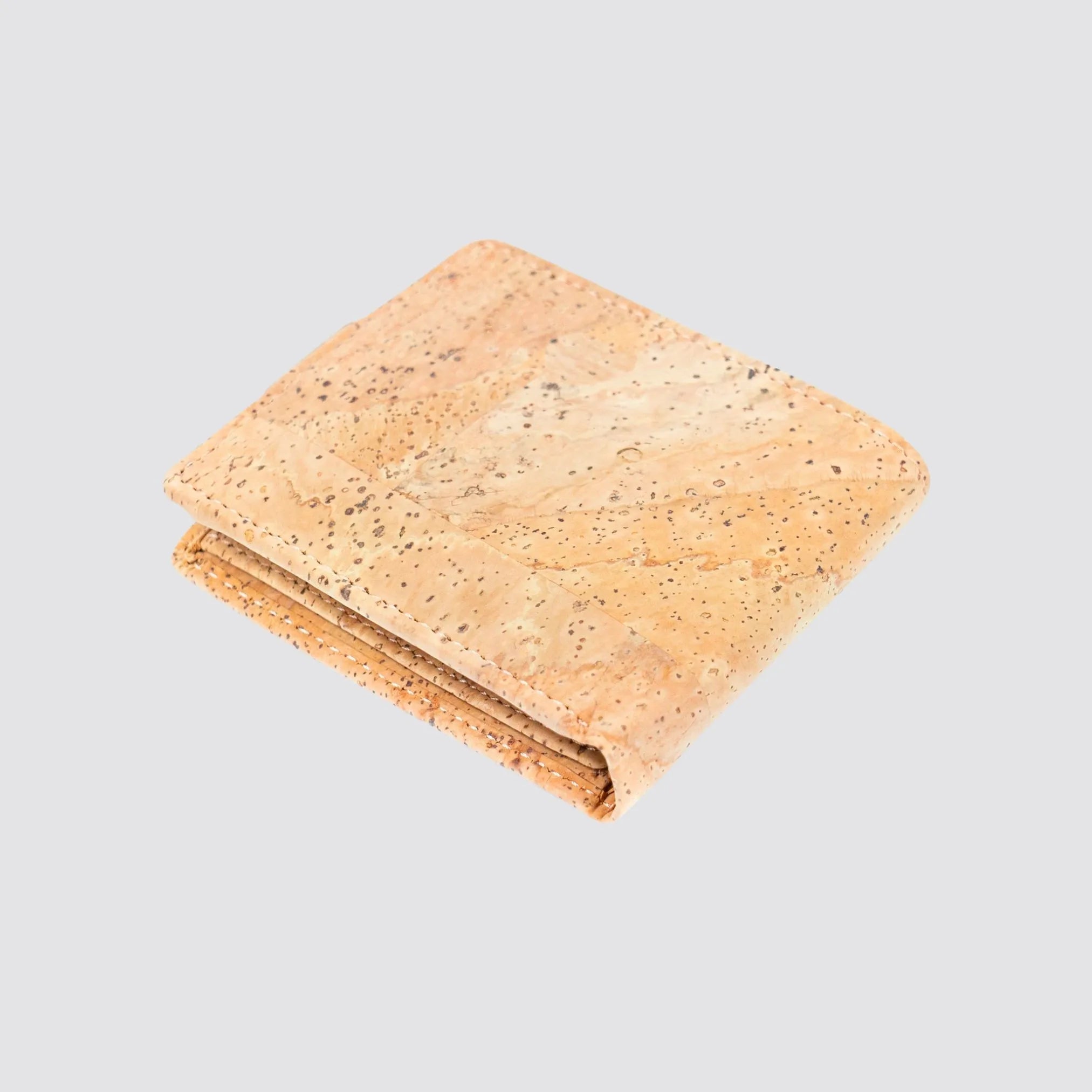 Lightweight natural cork wallet for men with durable craftsmanship.