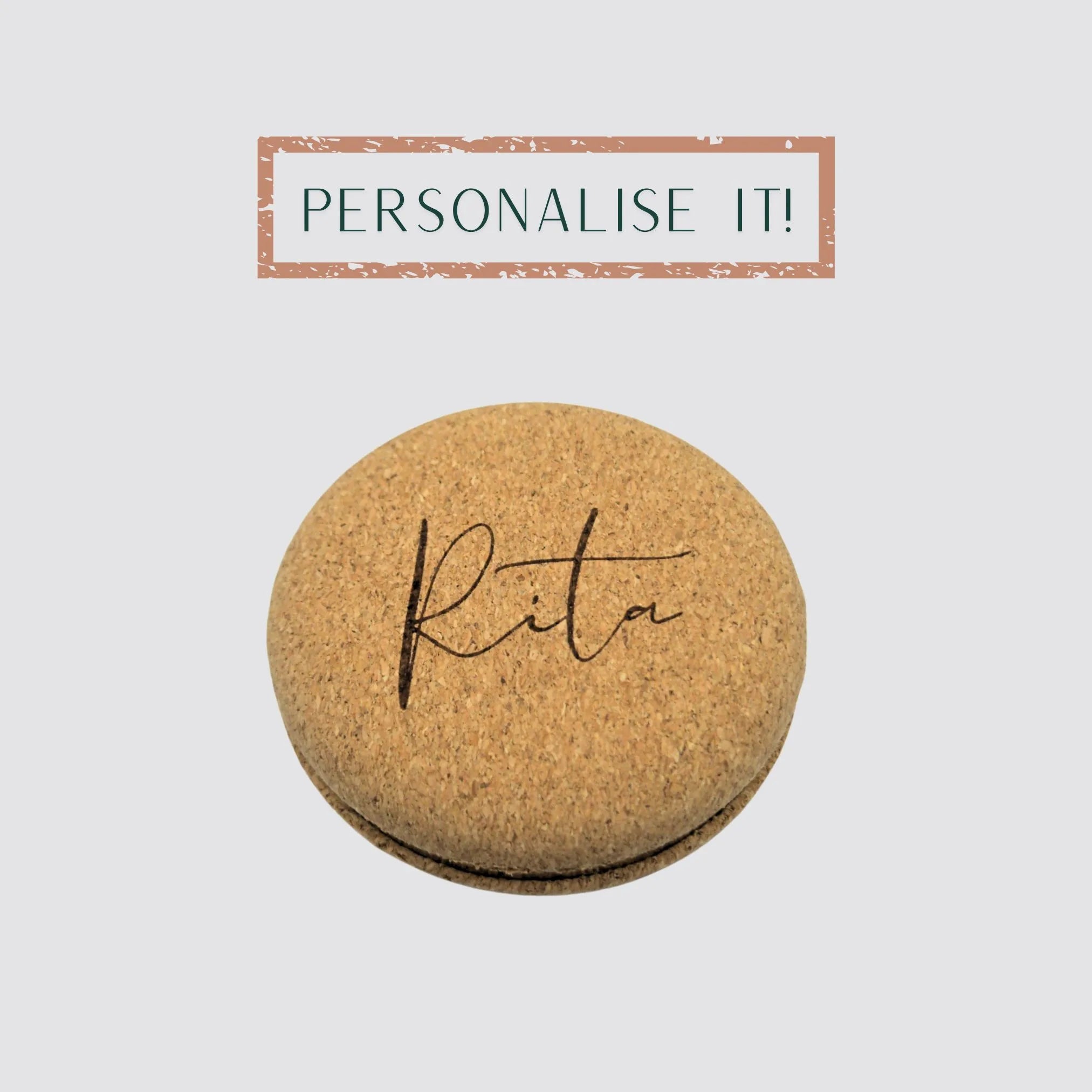 The luxury pocket mirror made of cork with its personalisation option makes for a perfect gift for women that appreciate make-up.