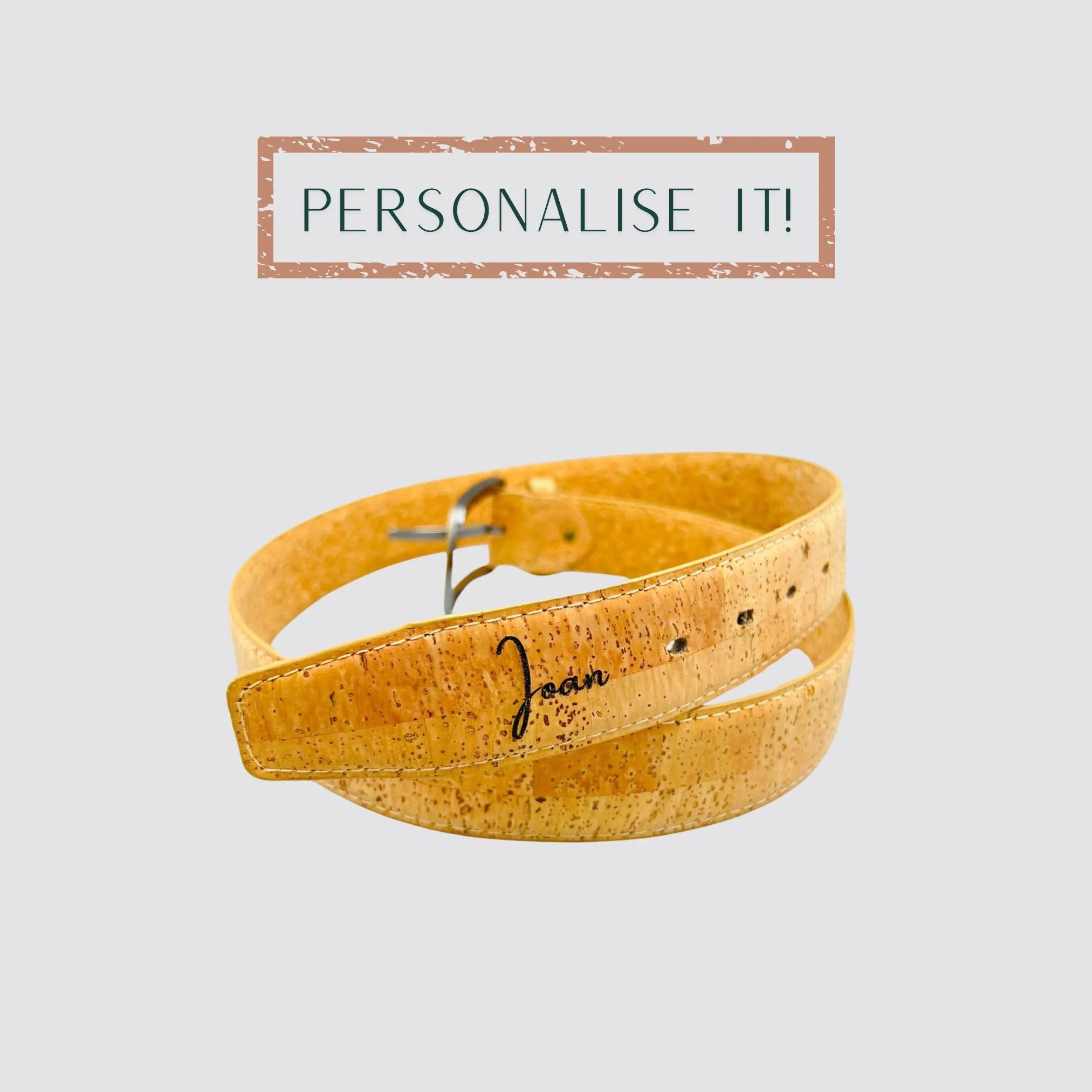 This classic belt for men is made of natural cork and is personalised making for a great sustainable gift idea.