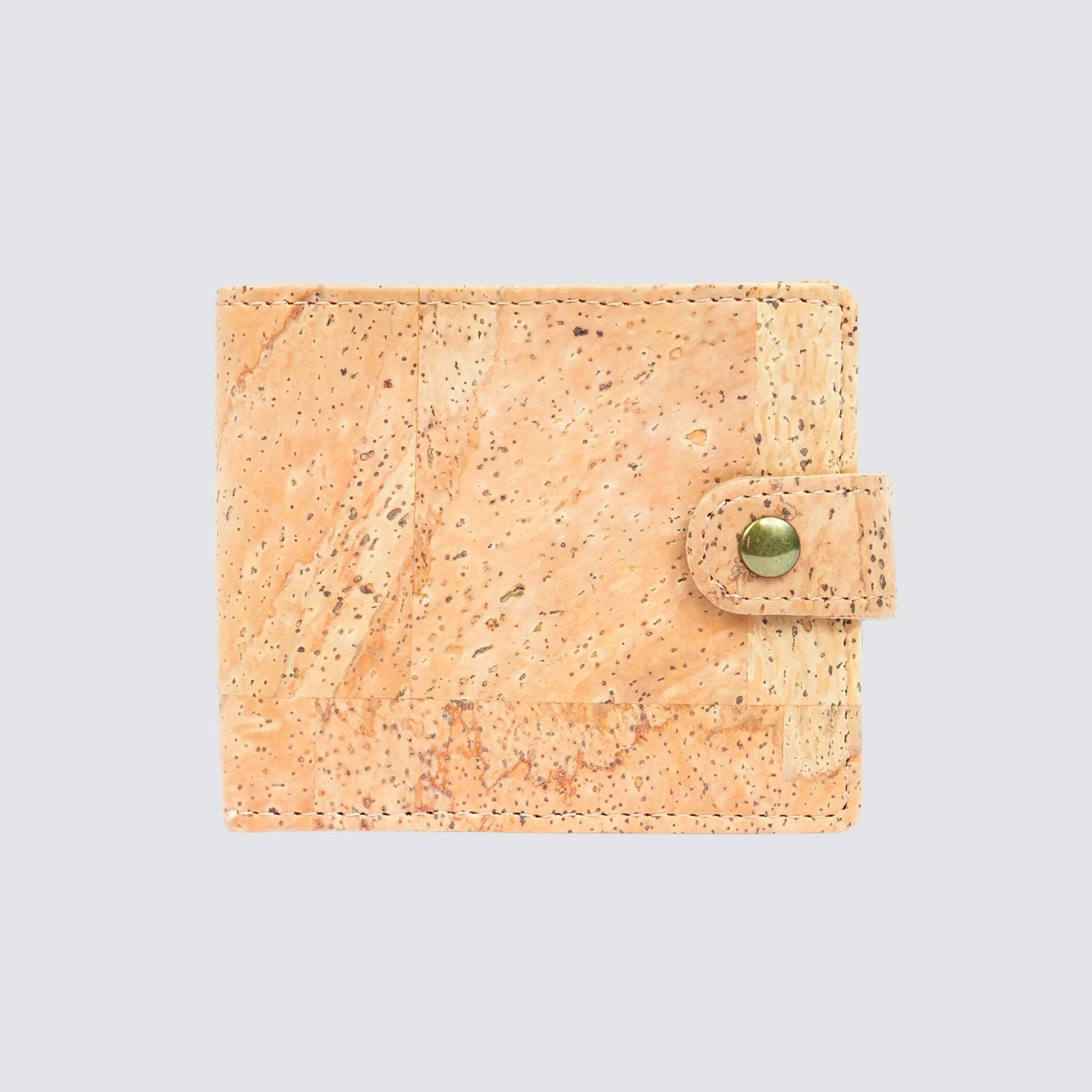 Men’s vegan cork wallet with a bifold minimalist design and coin pouch.