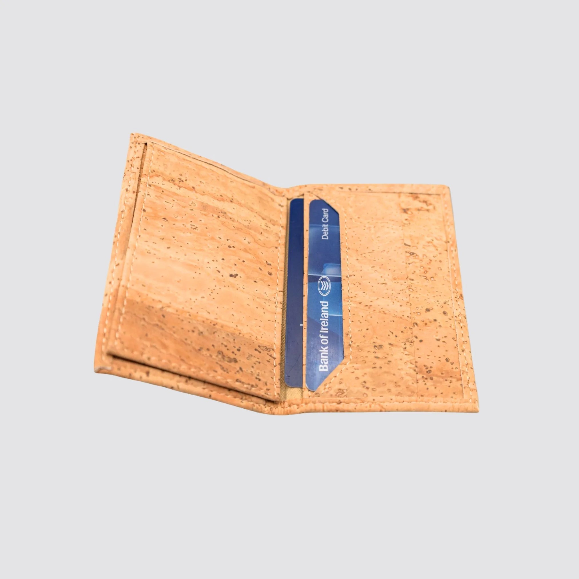 Minimalist cork cardholder with 4 card slots and an ID pocket.
