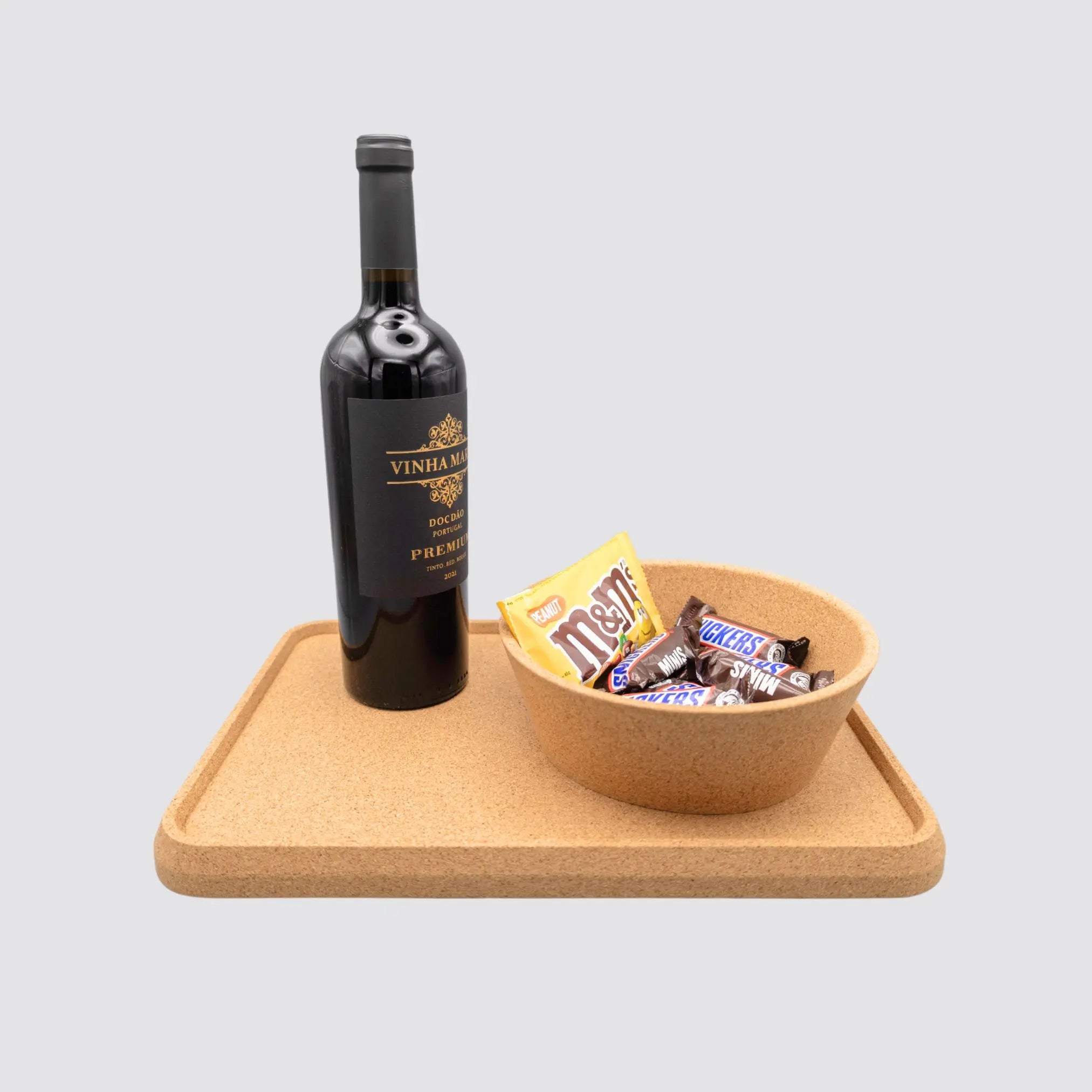 Natural cork serving tray for sustainable and stylish hosting needs.