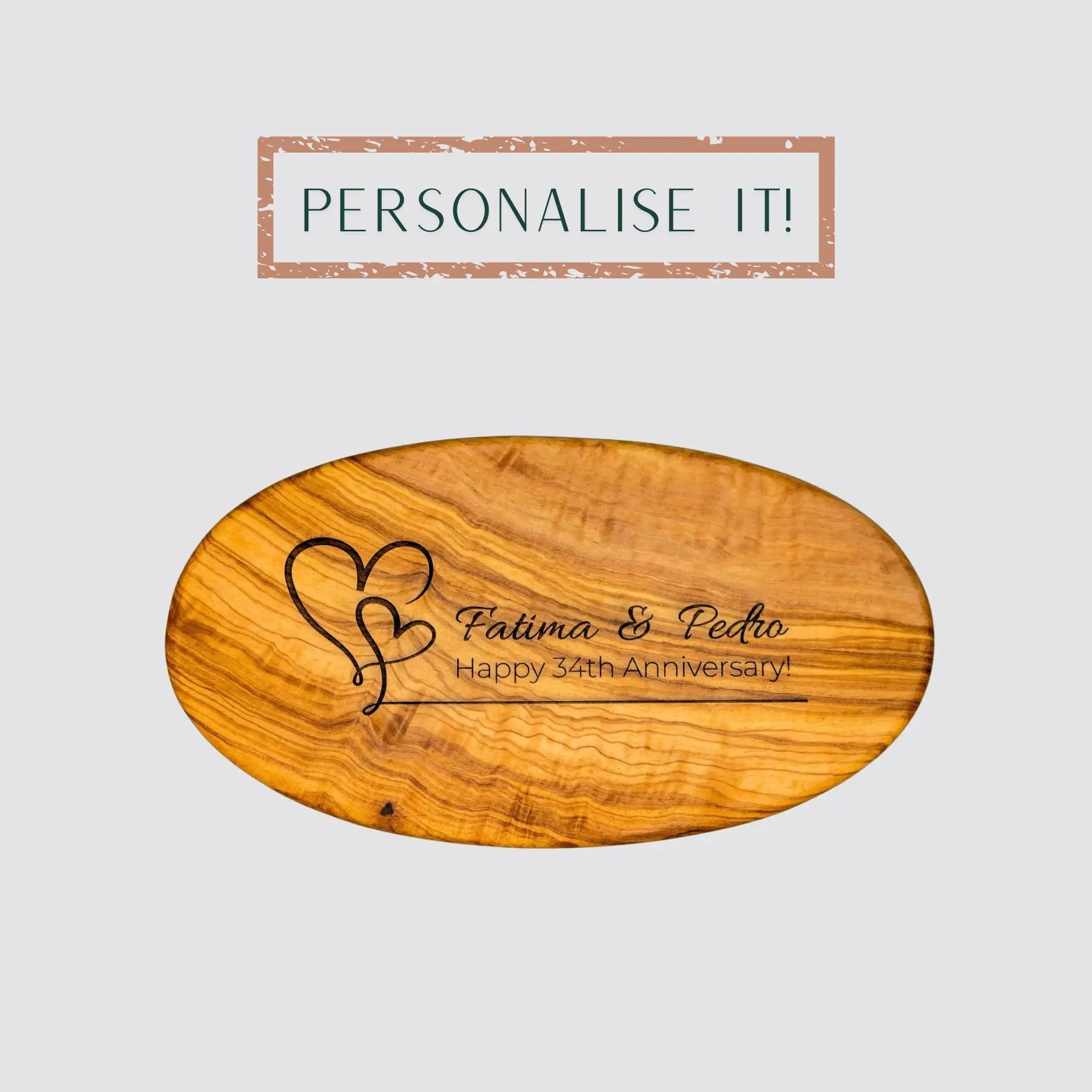 The luxurious olive serving and cutting board is personalised and suitable as an elegant gift.