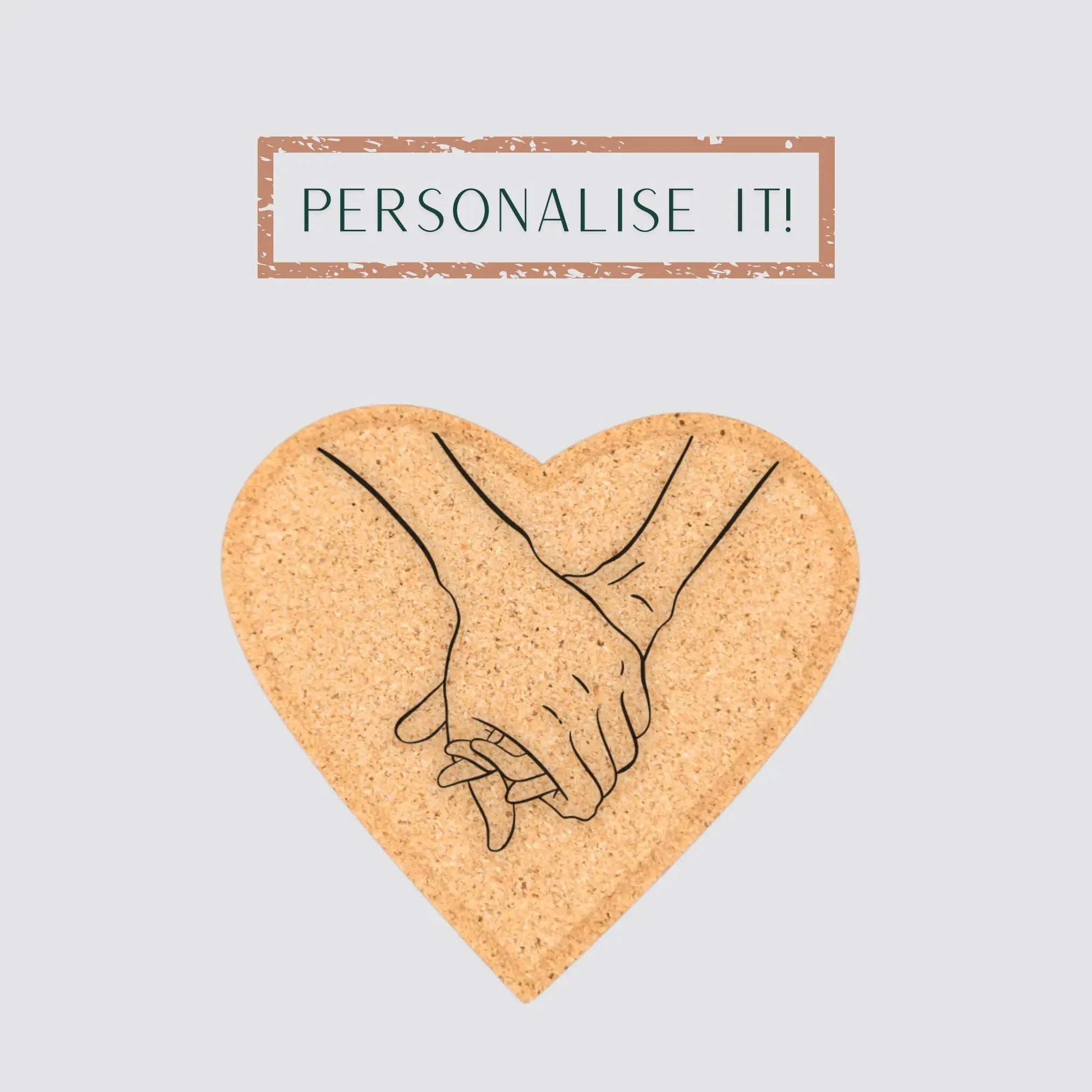 The women earrings made of natural cork come in an elegant and sustainable gift box with custom engraving personalisation.