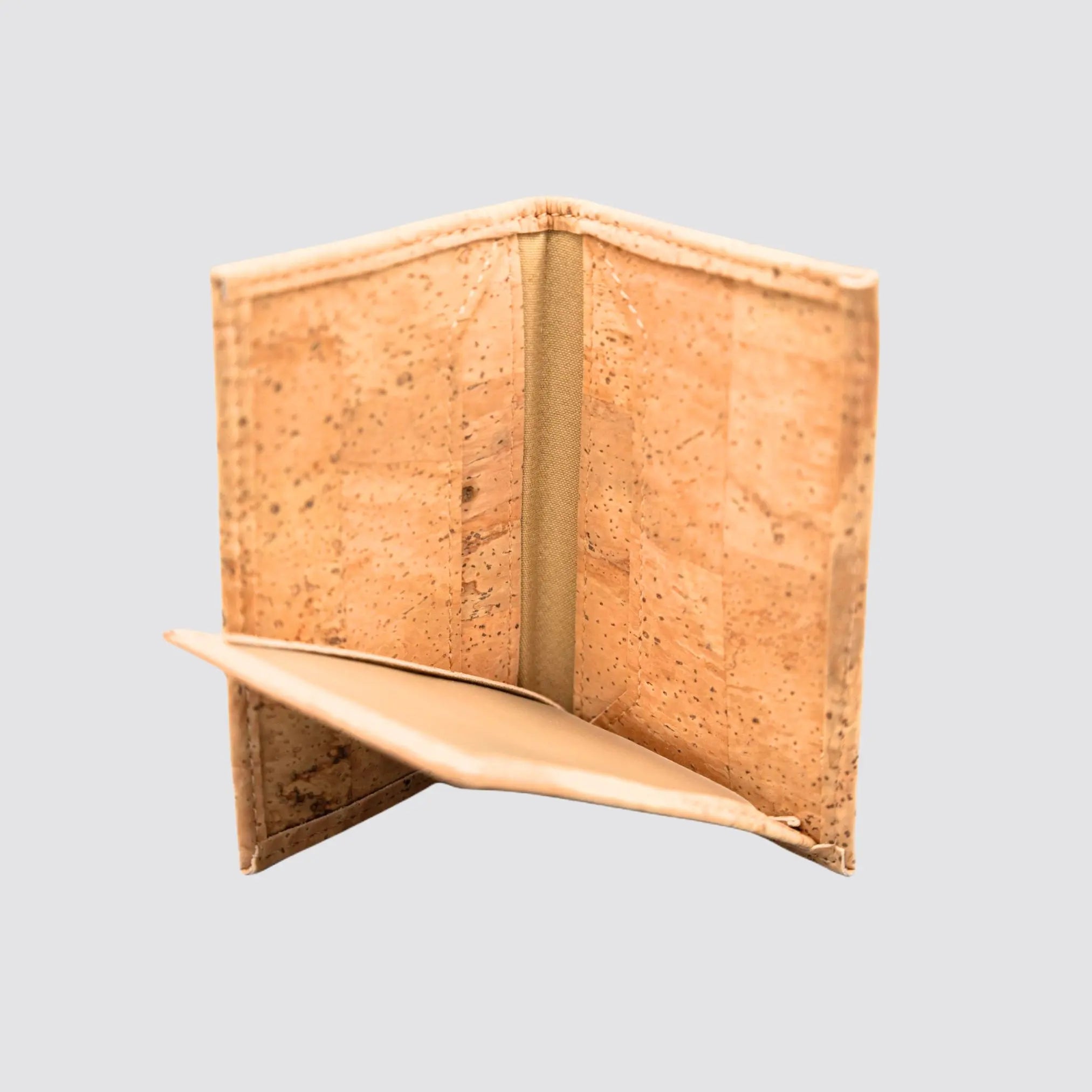 Slim RFID cork cardholder with a minimalist design and eco-friendly material.