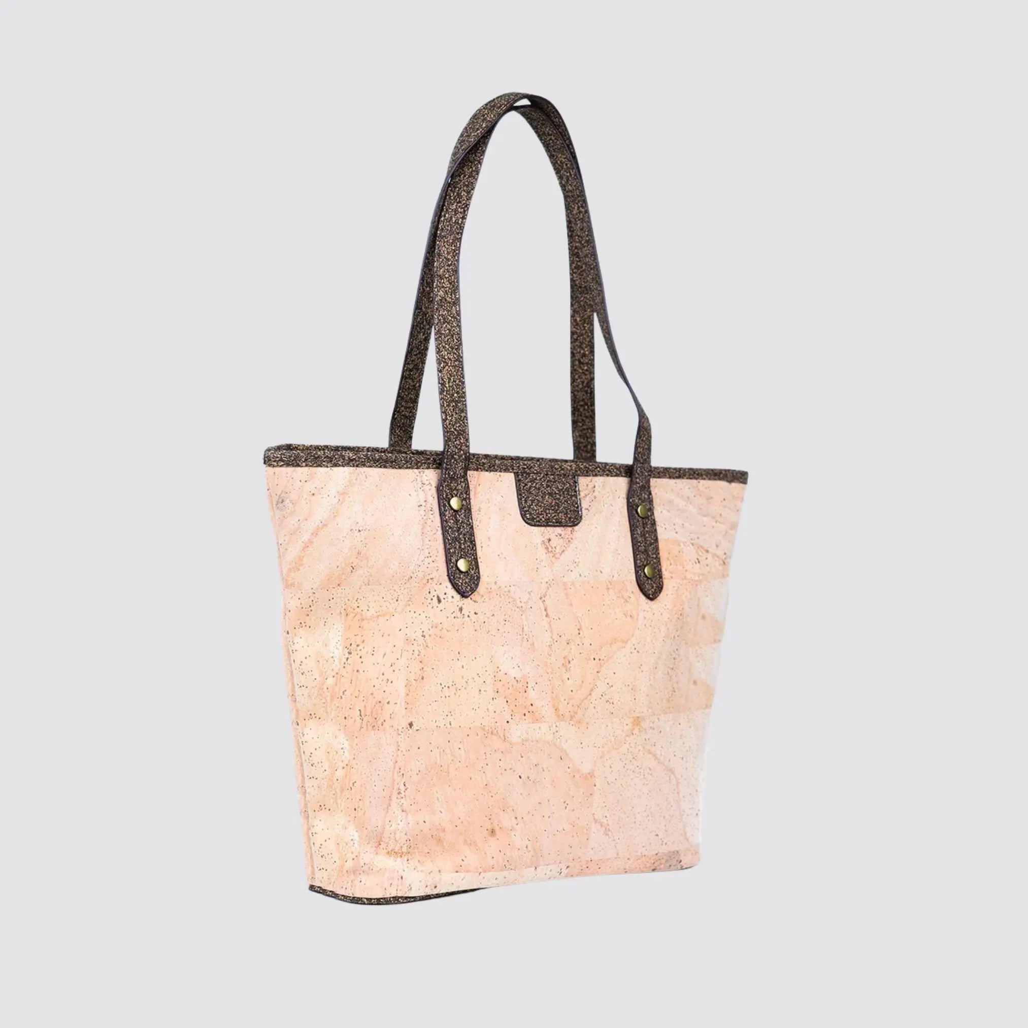 Sustainable women’s cork tote bag with a coffee-coloured shoulder strap.