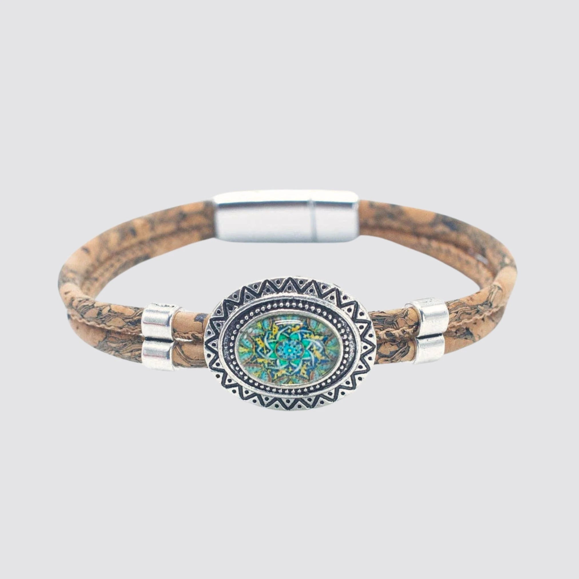 Women’s handmade cork bracelet featuring a Portuguese charm and sustainable design.